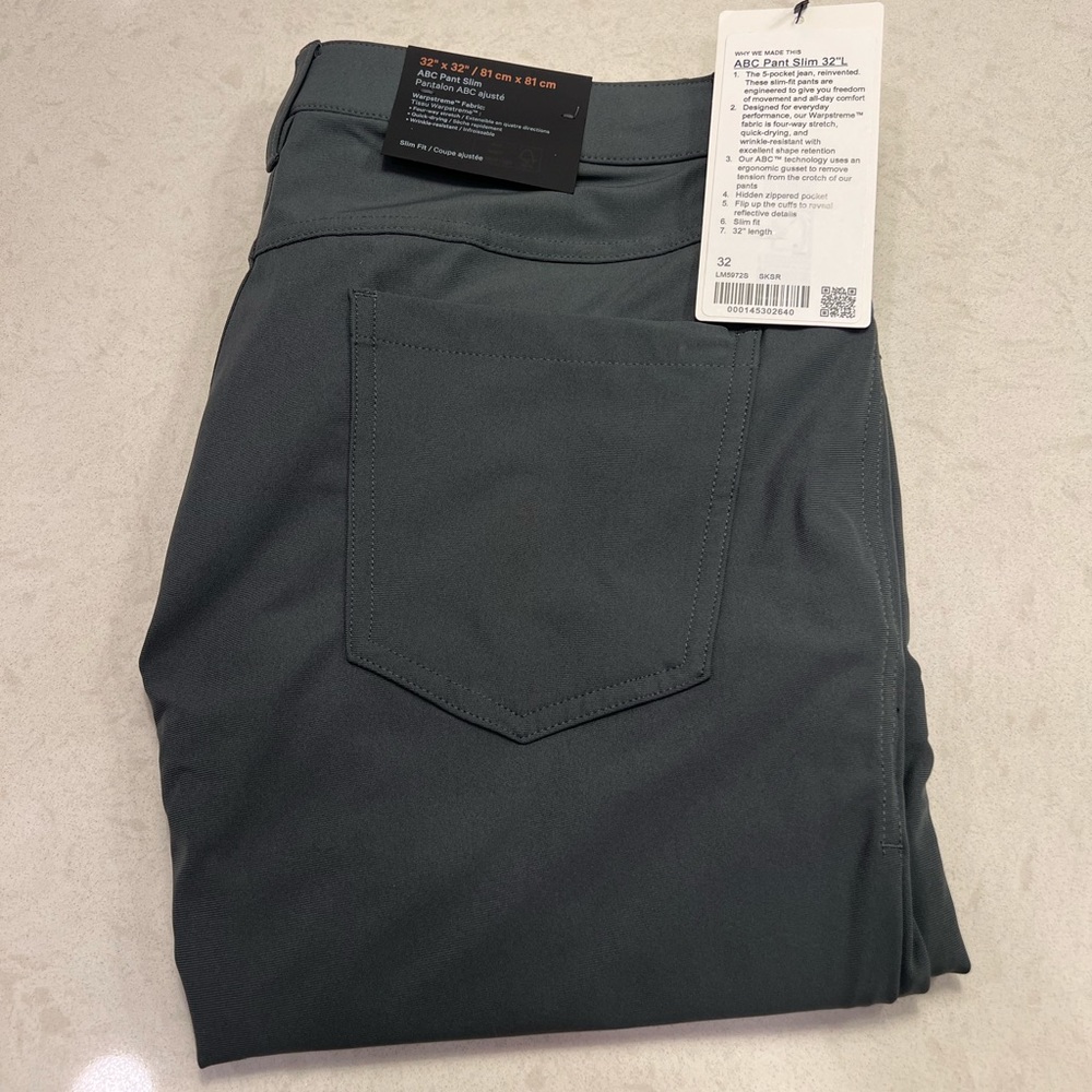 New with tags ABC slim pant 32 waist 32 length smoked spruce